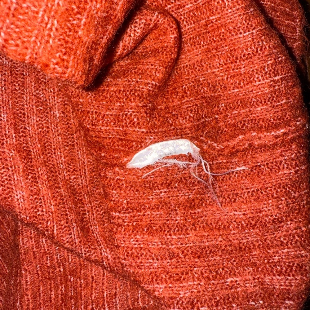 Vero Moda Rust Ribbed Sweater- Size Medium - Picture 9 of 9
